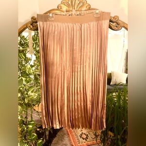 Elegant Pleated Skirt in Shimmering Bronze